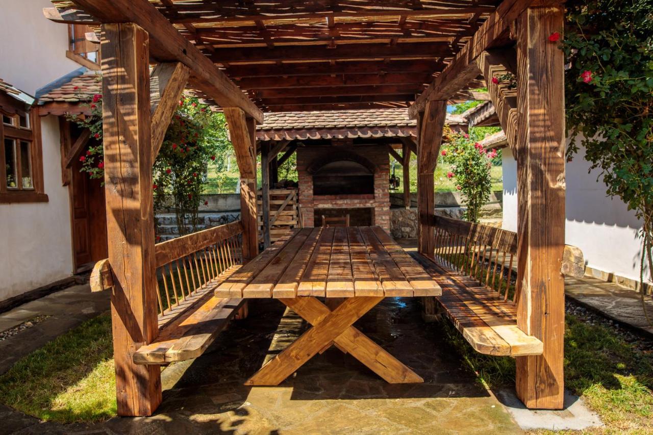 Woodland Resort Κραγκούγιεβατς Εξωτερικό φωτογραφία