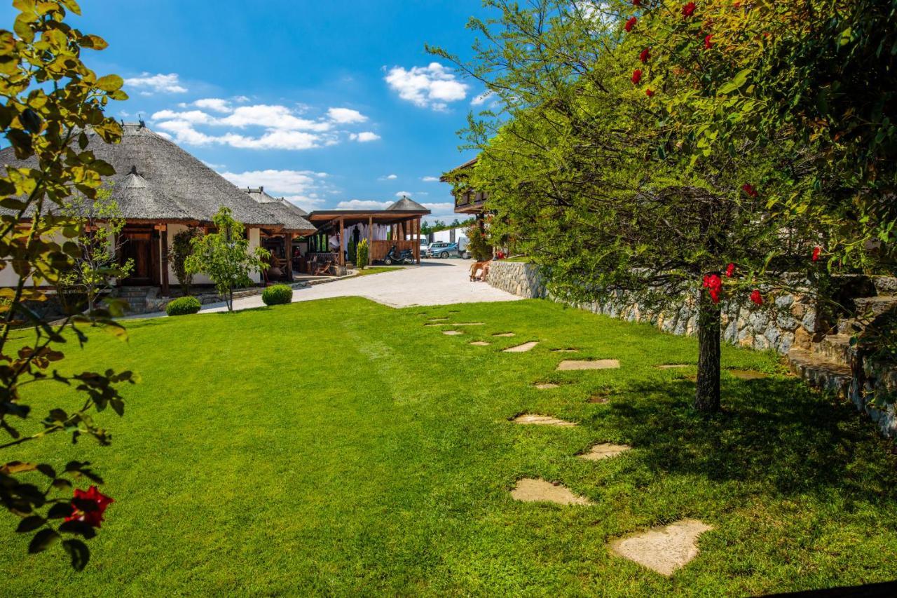 Woodland Resort Κραγκούγιεβατς Εξωτερικό φωτογραφία