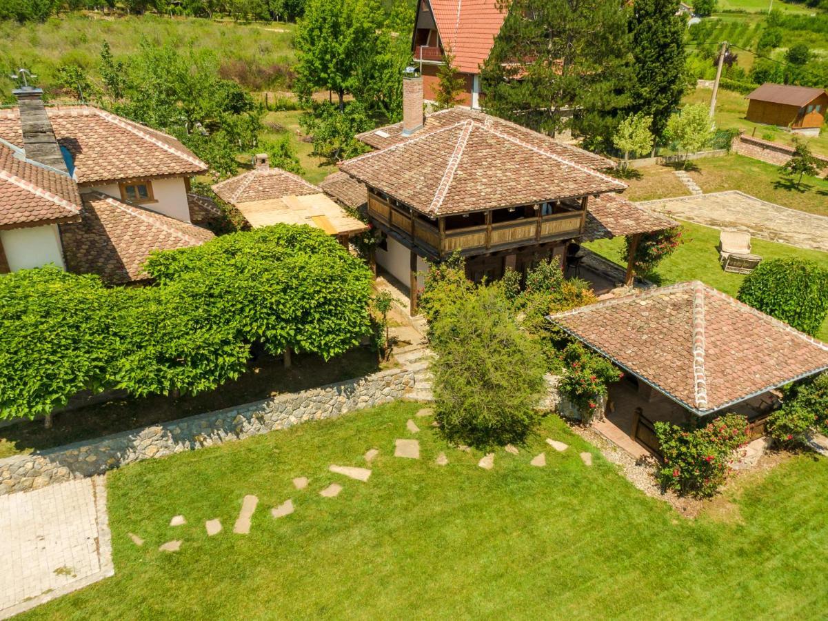 Woodland Resort Κραγκούγιεβατς Εξωτερικό φωτογραφία