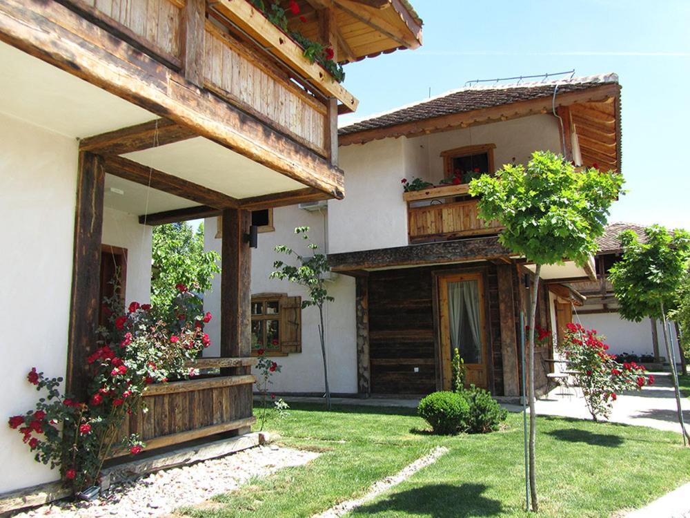 Woodland Resort Κραγκούγιεβατς Εξωτερικό φωτογραφία