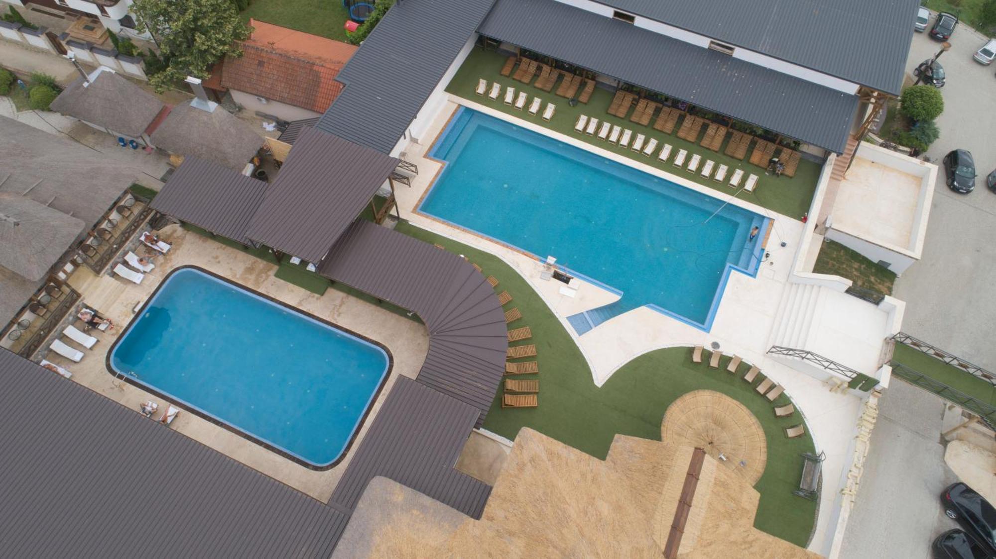 Woodland Resort Κραγκούγιεβατς Εξωτερικό φωτογραφία