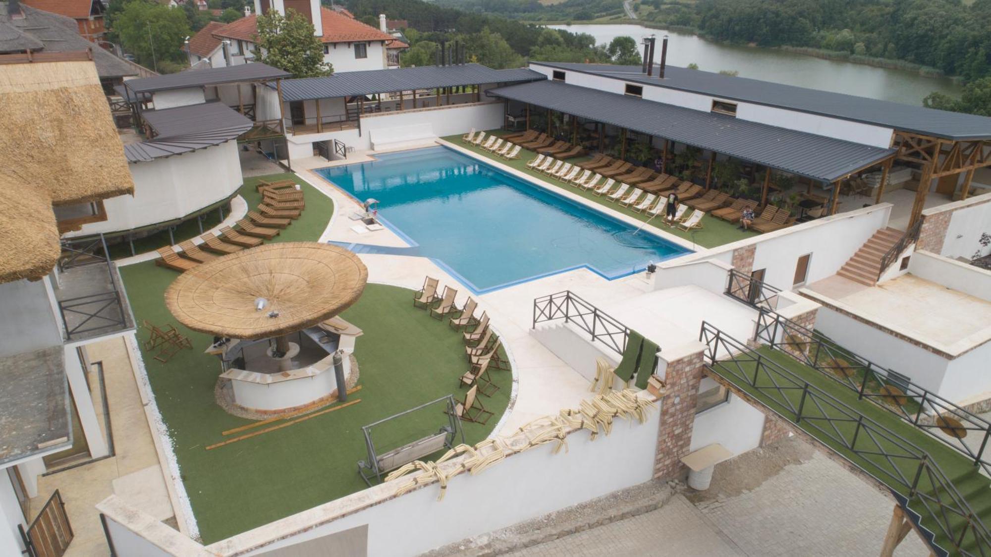 Woodland Resort Κραγκούγιεβατς Εξωτερικό φωτογραφία