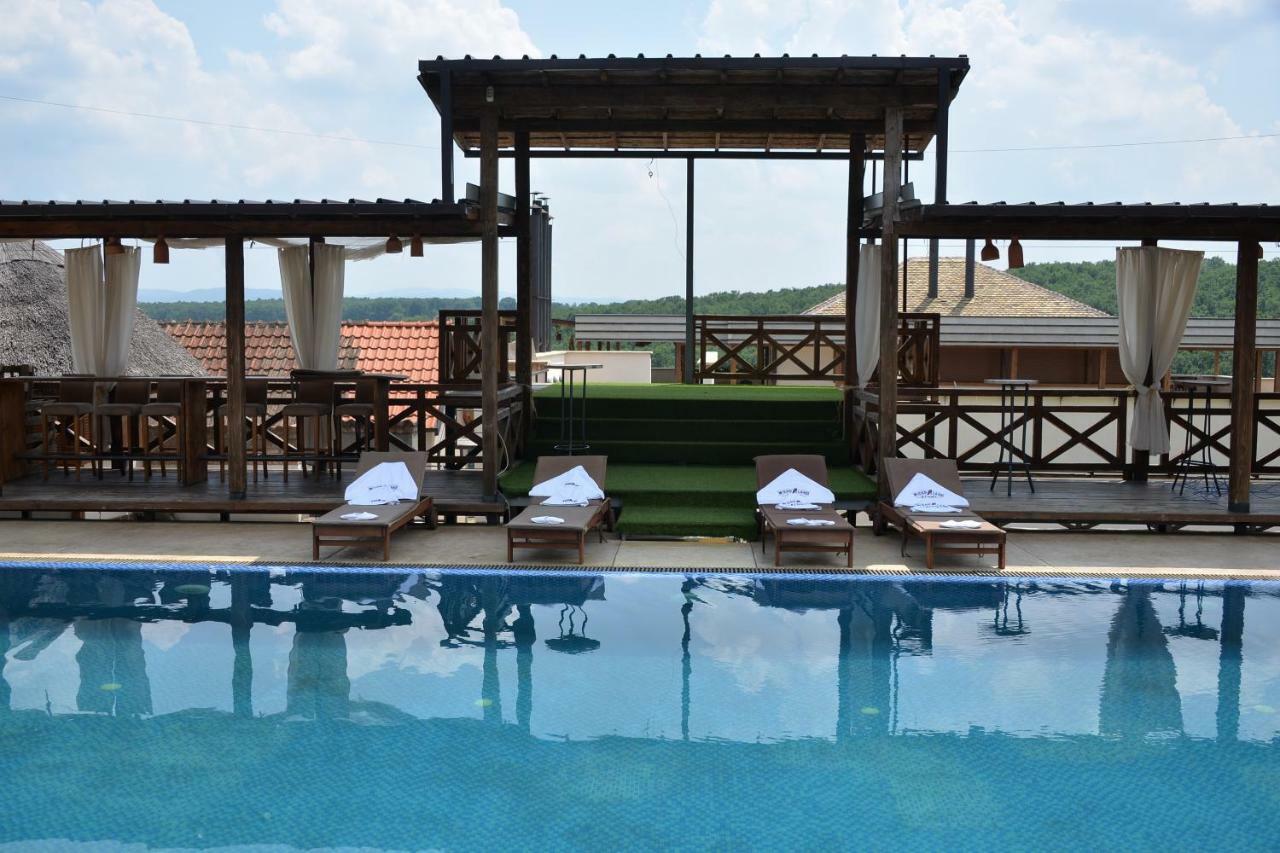 Woodland Resort Κραγκούγιεβατς Εξωτερικό φωτογραφία